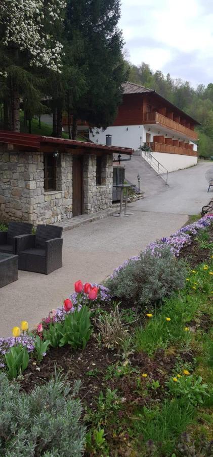 B&B Zlatna Nit Bosanska Krupa Esterno foto