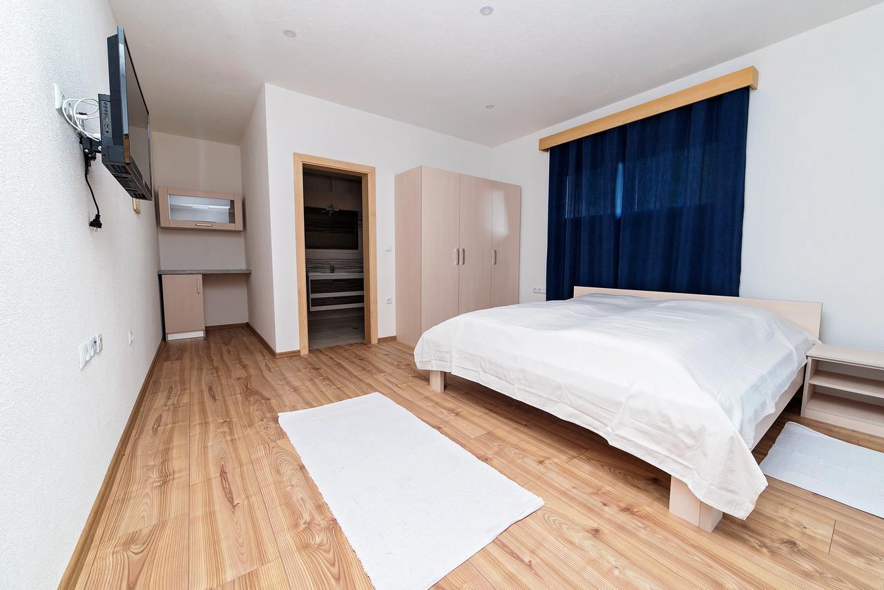 B&B Zlatna Nit Bosanska Krupa Esterno foto