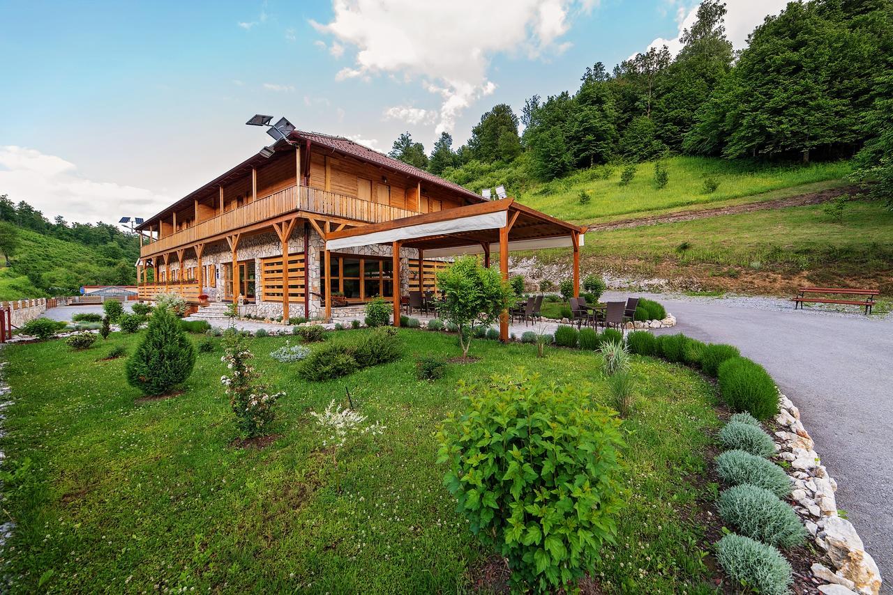 B&B Zlatna Nit Bosanska Krupa Esterno foto