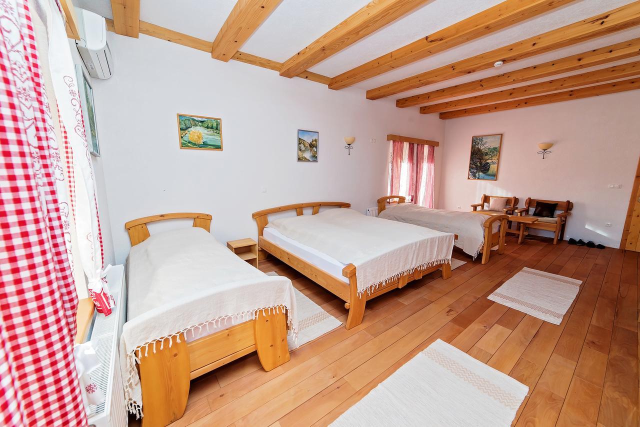 B&B Zlatna Nit Bosanska Krupa Esterno foto